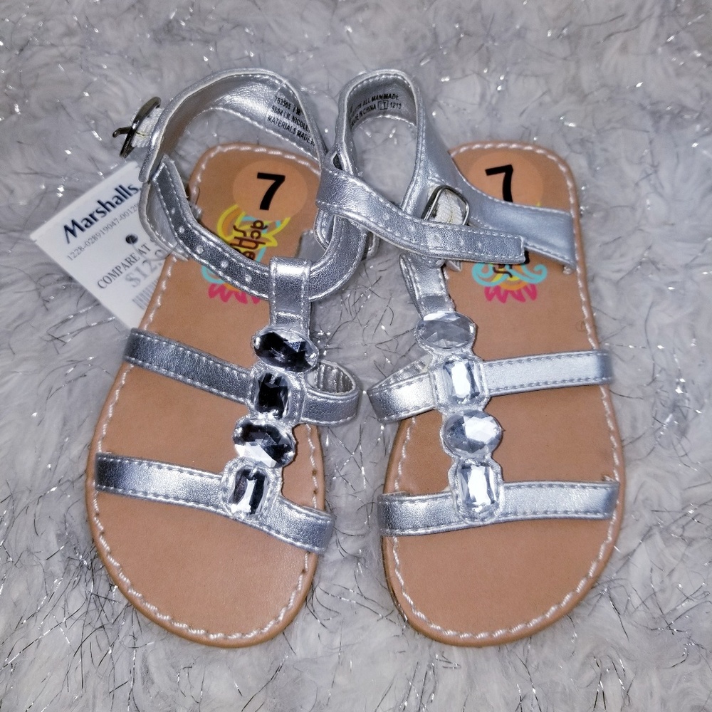 Slippers - Picture 2 of 2